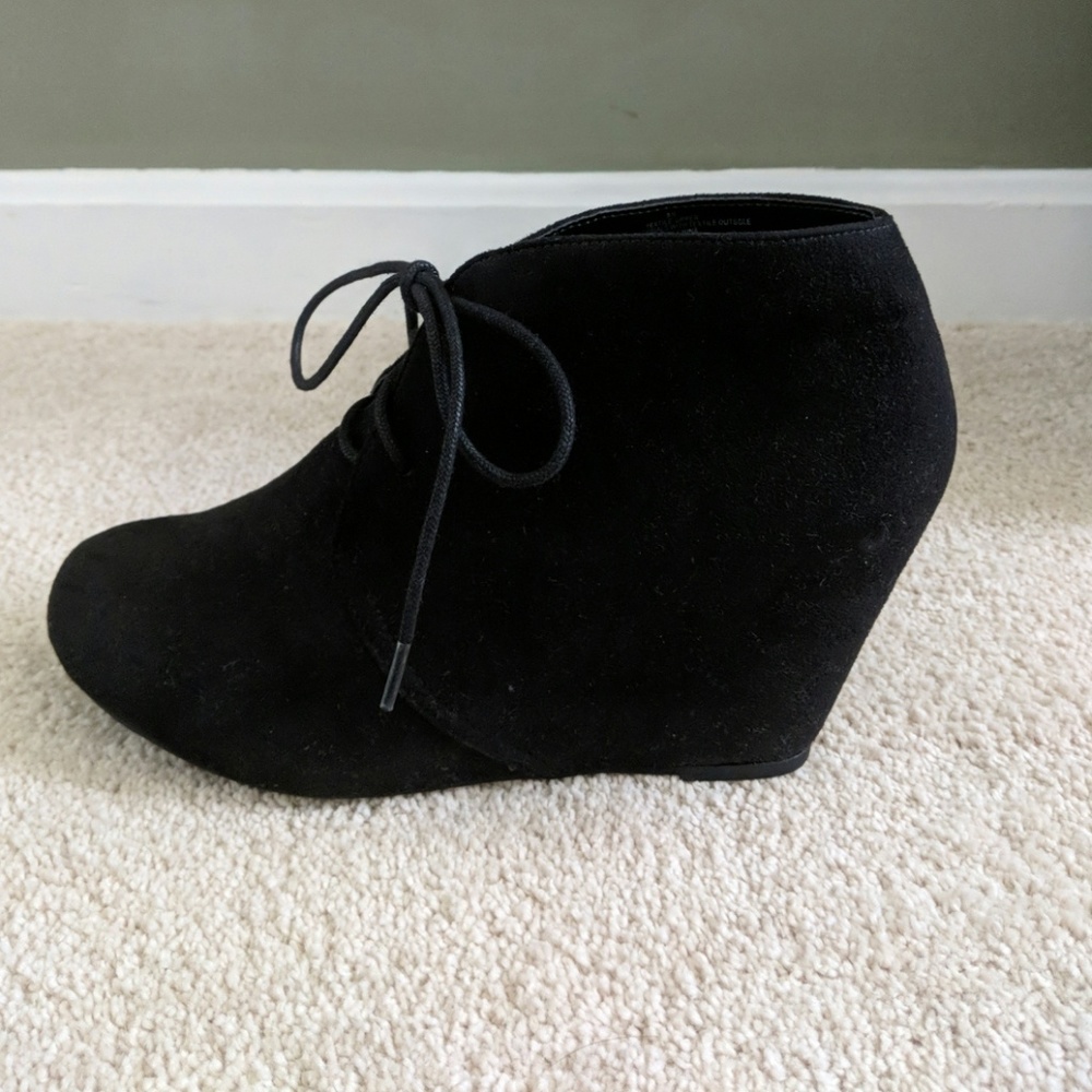 Mossimo wedge booties, black faux suede